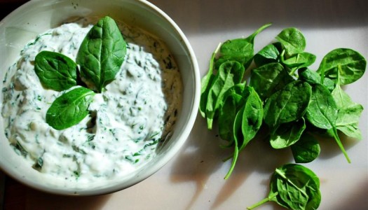 Borani Esfanaj ~ Yogurt with Spinach