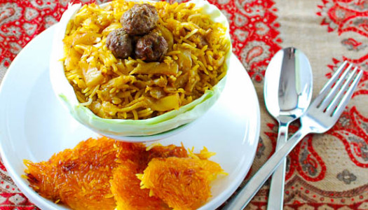 Kalam Polow Ghermez ~ Persian Cabbage Rice with Tomato Sauce